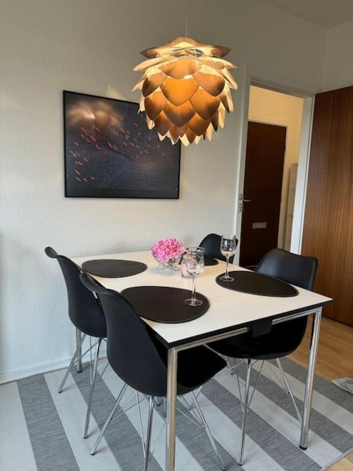 Stor Og Lys Lejlighed I Hjertet Af Holstebro Ngoại thất bức ảnh